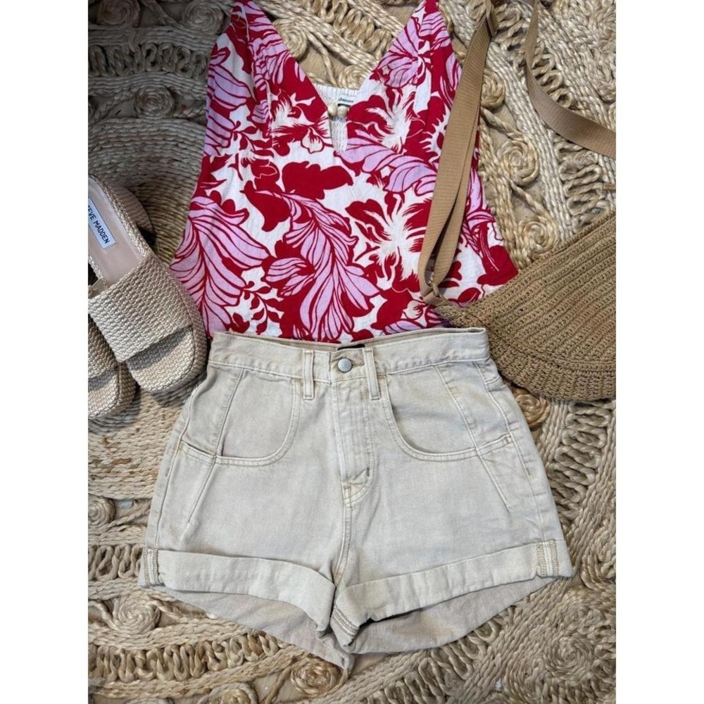 BDG Tan‎ Khaki Shorts